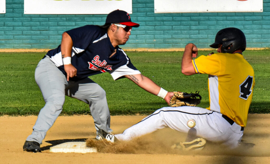 Dazzling pitching, clutch hitting in 6-0 Colt 45s win over Fairfield