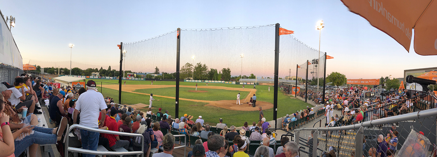 Winning pitcher is Salters; Niles gets the Save